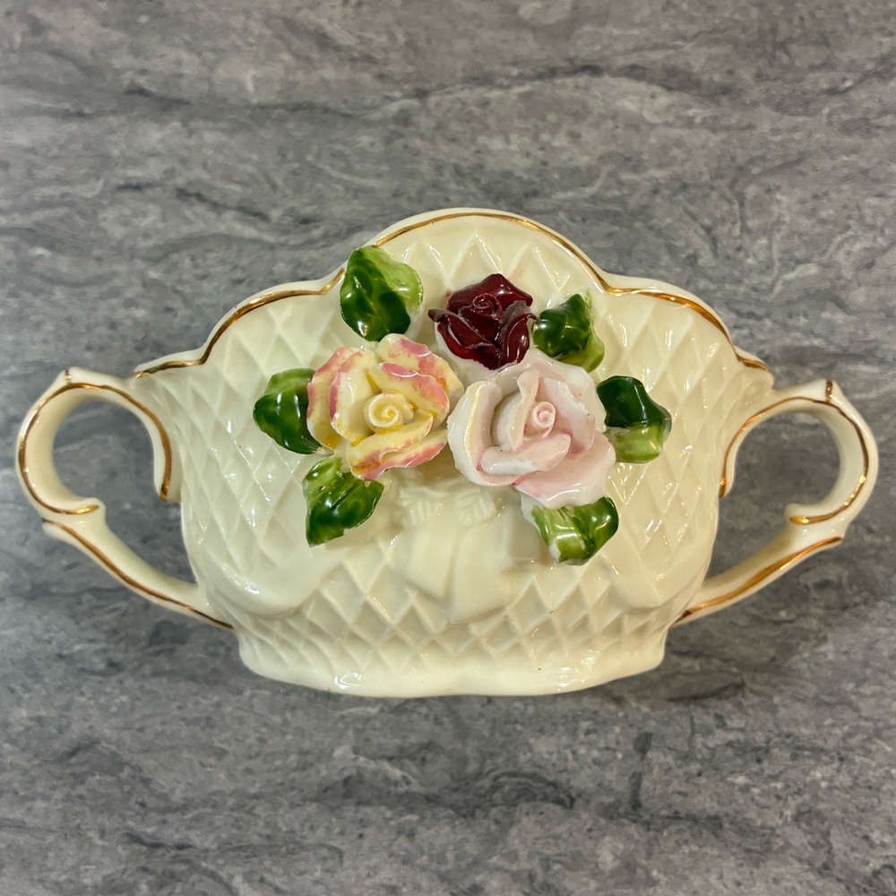 Vintage Porcelain Trinket Dish with Applied Roses & Gold Trim – Like New
